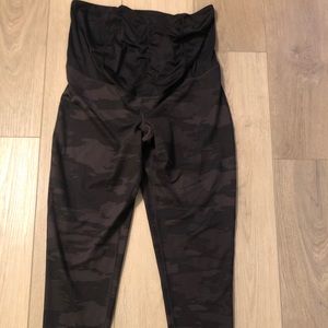 Isabel Maternity by Ingrid & Isabel Leggings